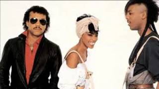 SHALAMAR somewhere there&#39;s a love
