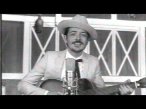 Titanic Sinclair "Sh*ts To Give"