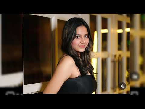 LOUISA KHOVANSKI Wiki Biography, Age, Weight, Relationship, Net Worth, Curvy Model, Outfit Idea | 6