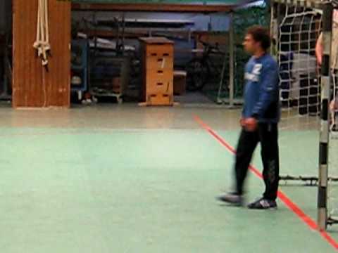 Handball-Stadtmeisterschaft in Dortmund mit Clausi Cowski von Saxonia Dortmund  Teil 3