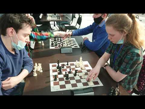 Зажал девушку по всей доске! Виктория ЧЕРНЯК - Марат ДЕНИШЕВ  Шахматы блиц