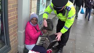 Irish Policeman Plays Accordion in London