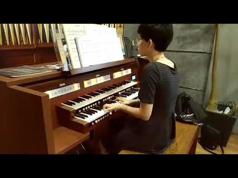 Puji Syukur no. 668 "Tuhan Allah Nama-Mu Kami Puji"