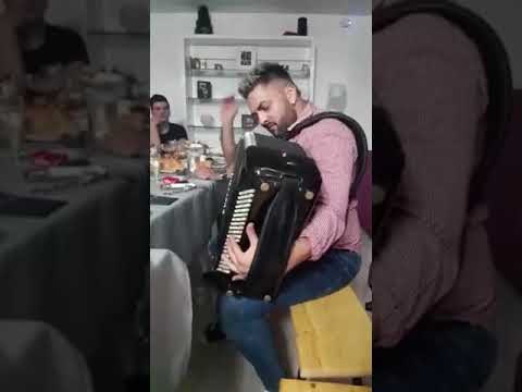 Miloš Pavlović Kika, Joca King i Denis Marković Papun (BOLUJEM TI DUSO)