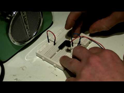 make a CMOS oscillator in under 2 mins