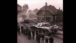 Bratříčku zavírej vrátka   Karel Kryl - Russian subtitles