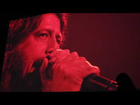 Audioslave w/ Dave Grohl & Robert Trujillo - Show Me How to Live - Chris Cornell I Am The Highway