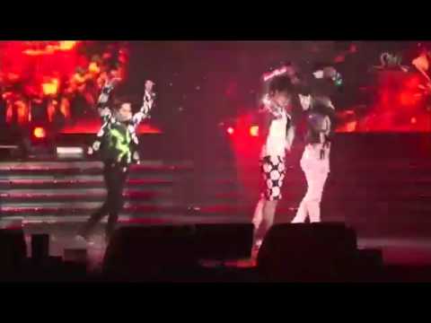 Lay & Xiumin & Lu Han- EXO Showcase - Phoenix live CUT