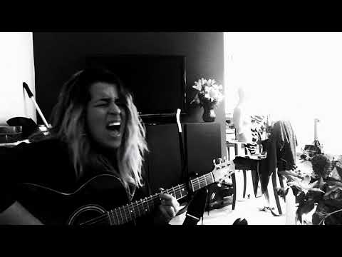 Linnea Samia Khalil - Turn your lights down low