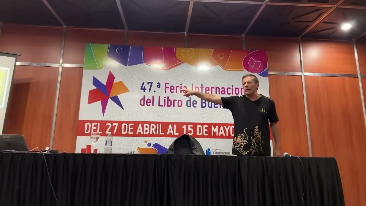 Cristo Enseñante, Compacto Presentación y Firma de Libros en La Feria del Libro 2023 de Argentina