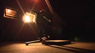 preview picture of video 'Box Skateboarding at Night - Sk8farm'