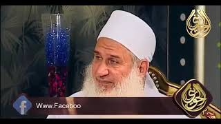 صورة والذي يقرأ القرآن ويتتعتع فيه وهو عليه شاق له أجران | للشيخ الحويني