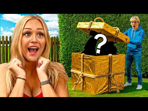 DOSTAŁA PREZENTY NA KAŻDĄ LITERE SWOJEGO IMIENIA