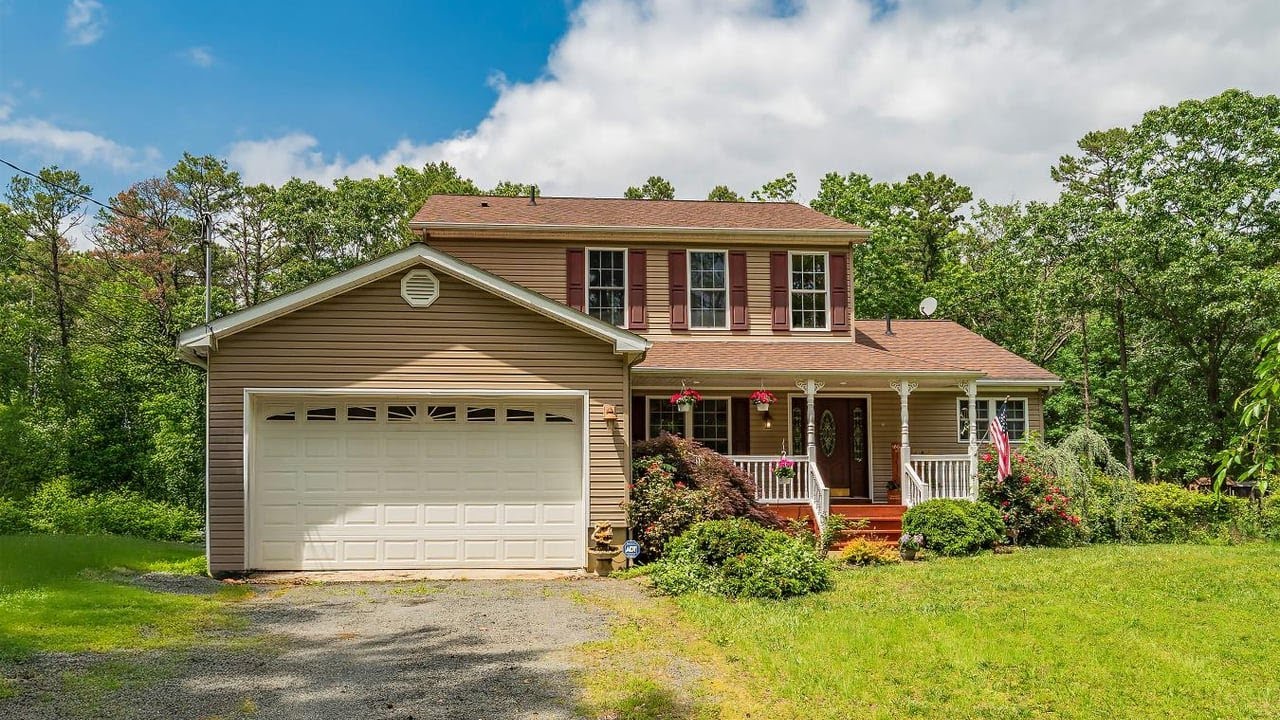 10 Hillside Ave, Tuckerton, NJ