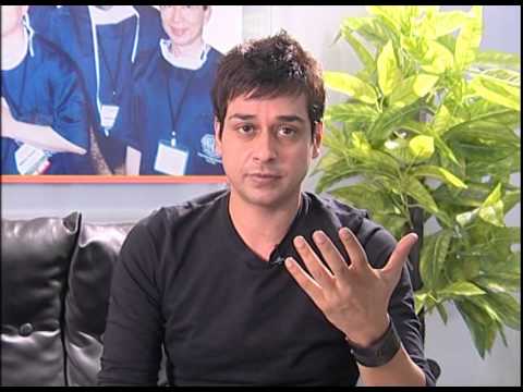 download lagu mp3 mp4 Faisal Qureshi Hair Treatment, download lagu Faisal Qureshi Hair Treatment gratis, unduh video klip Faisal Qureshi Hair Treatment