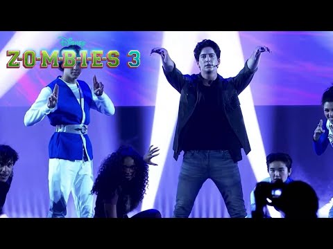 Ain't No Doubt About It / Alien Invasion Live Performance from the D23 Expo | ZOMBIES 3