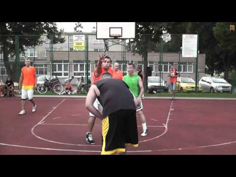 27.08.2011, Puławy V turniej streetball -  V mecz - grupa Open