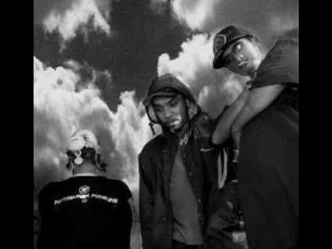 Xcalibour - Radio.wmv