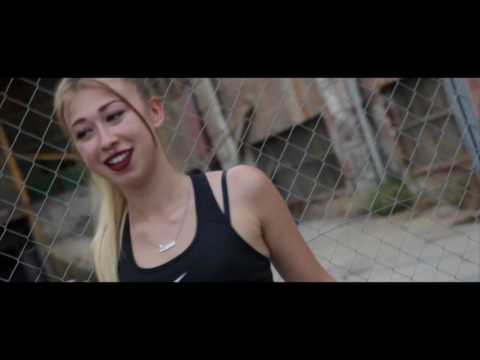 BLONDIE - ✖️TRAP✖️