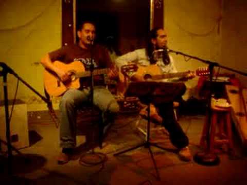 Luis y Jorge Ku en Rojo Café