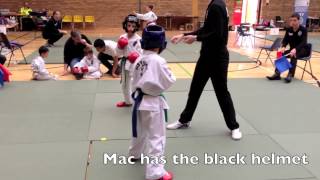 preview picture of video 'UKTC Taekwondo Wishaw May 2014 Sparring'
