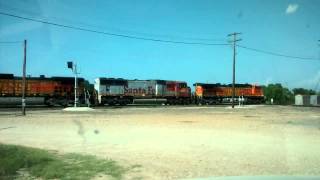 preview picture of video 'BNSF South at Milano, TX - 7.7.2014'