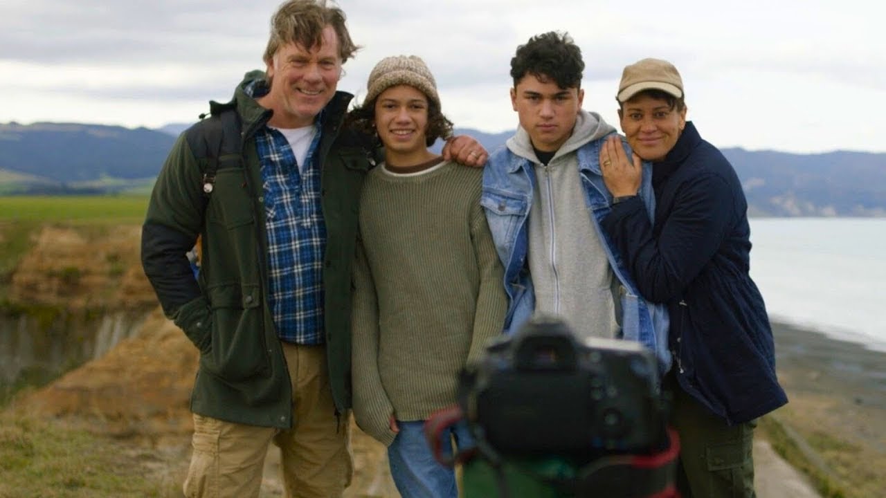 Esse cara escondeu algo de sua família por anos, e todos vão pagar por isso!!
