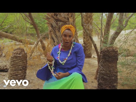 Jenifer Solidade - Titia K´Txuriss