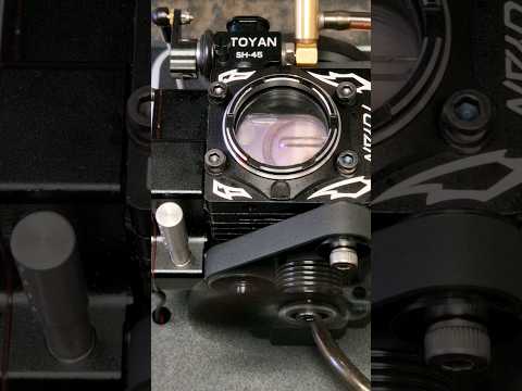 See Through FLATHEAD Single Cylinder Engine!