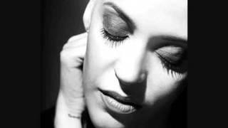 Mariza - Meus Olhos Que Por Alguém [HQ]