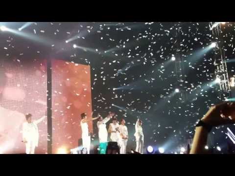 Infinite's Singapore One Great Step Concert - Ending (3)
