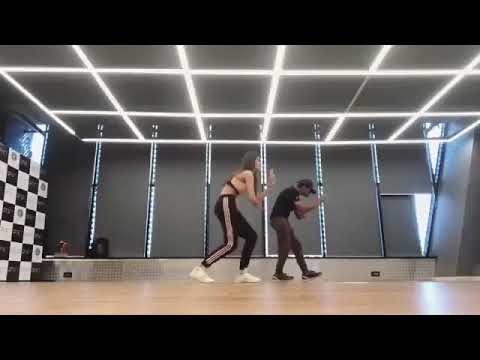 Dance on Main Aisa Kyun Hu song (lakshay - Hrithik Roshan ) by Nidhi Agarwal