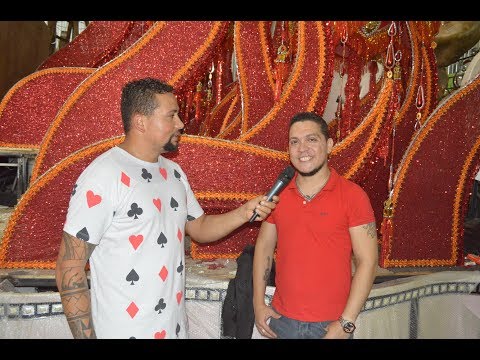 Barracão Independente Tricolor Carnaval 2018 - Grito de Carnaval