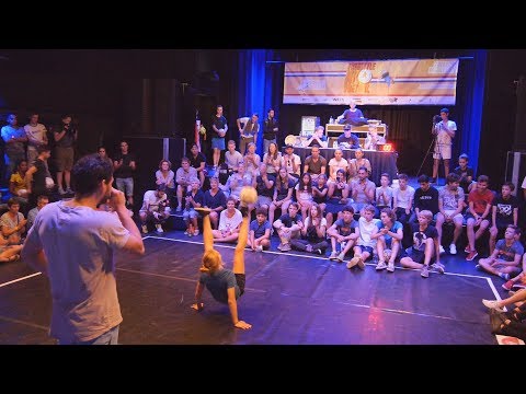 NK Freestyle Voetbal 2018 - Finale vrouwen - Laura Dekker vs Roxann Witterland