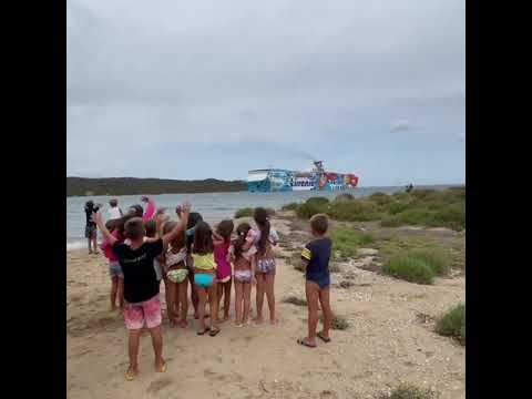 Thumbnail for Cruise Ship Horn Battle | The Joy of seeing a Ship arrive in Port