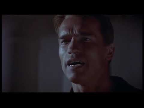 TRAILER El último gran héroe