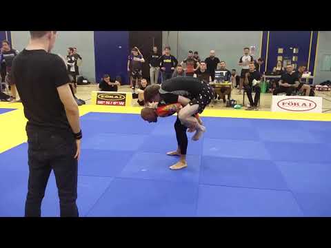 Tommy Martin vs Benjamin Davis