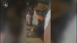 מעצר של עבריינים בעפולה (חדשות הקול היהודי) - התמונה מוצגת ישירות מתוך אתר האינטרנט יוטיוב. זכויות היוצרים בתמונה שייכות ליוצרה. קישור קרדיט למקור התוכן נמצא בתוך דף הסרטון מעצר של עבריינים בעפולה (חדשות הקול היהודי) - התמונה מוצגת ישירות מתוך אתר האינטרנט יוטיוב. זכויות היוצרים בתמונה שייכות ליוצרה. קישור קרדיט למקור התוכן נמצא בתוך דף הסרטון