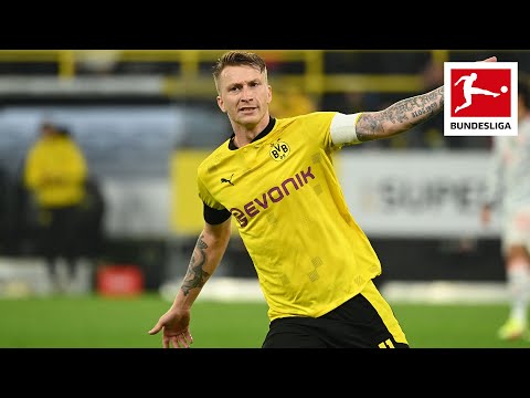 That CURVE! 😳 - Beautiful Goal from Reus vs. FC Bayern München
