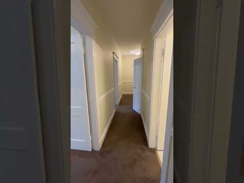 Sunny 1 Bed in Brighton! property video
