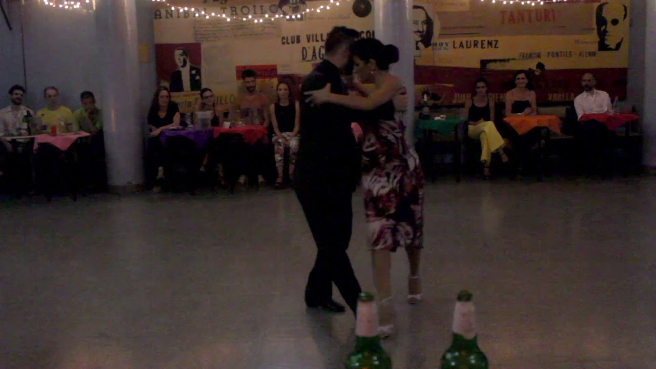 Javier Rodríguez y Moira Castellano - 25/12/2017 - El Motivo Tango 4/4