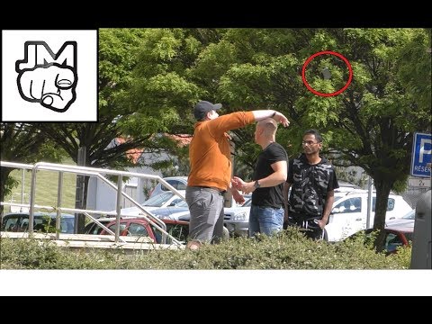 FUNNY PHONE  / JAK SE DÁ JEŠTĚ VYUŽÍT MOBIL? (JM CREW)