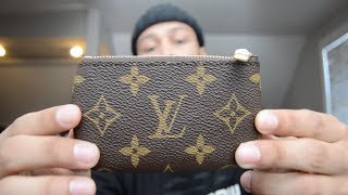 How to open a Louis Vuitton Chain Wallet