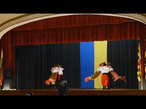 2022 Ukraine benefit (Baltimore) 12 - Carpathia: Zakarpatsky Tanets / Закарпатский танец