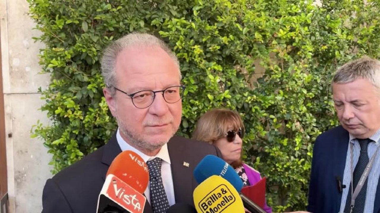 Mulè su proteste a Milano: Perso il senso dell'educazione servono punizioni esemplari