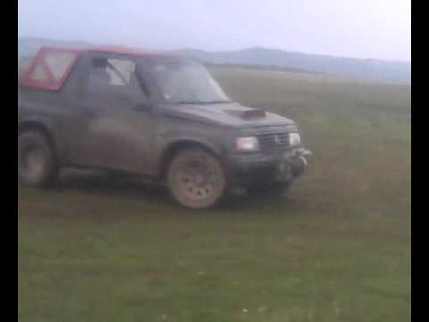 raul off road pe camp dusesti.3gp