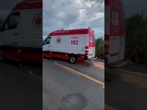 🚨 Grave acidente deixa dois feridos na MGC-122, em Capitão Enéas