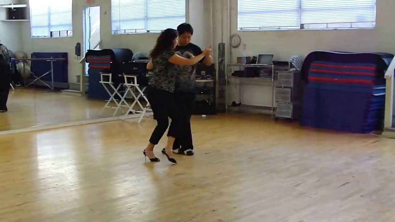 Ilona Glinarsky & Meng Wang - Tango Improvisation (Demonstration), August 2010