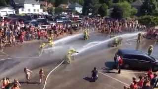 preview picture of video '2014 Fourth of July Munising Fire Dept Water Fights #RooftopShot'