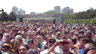 Friendly Fires - Jump In the Pool [Lollapalooza 2009]